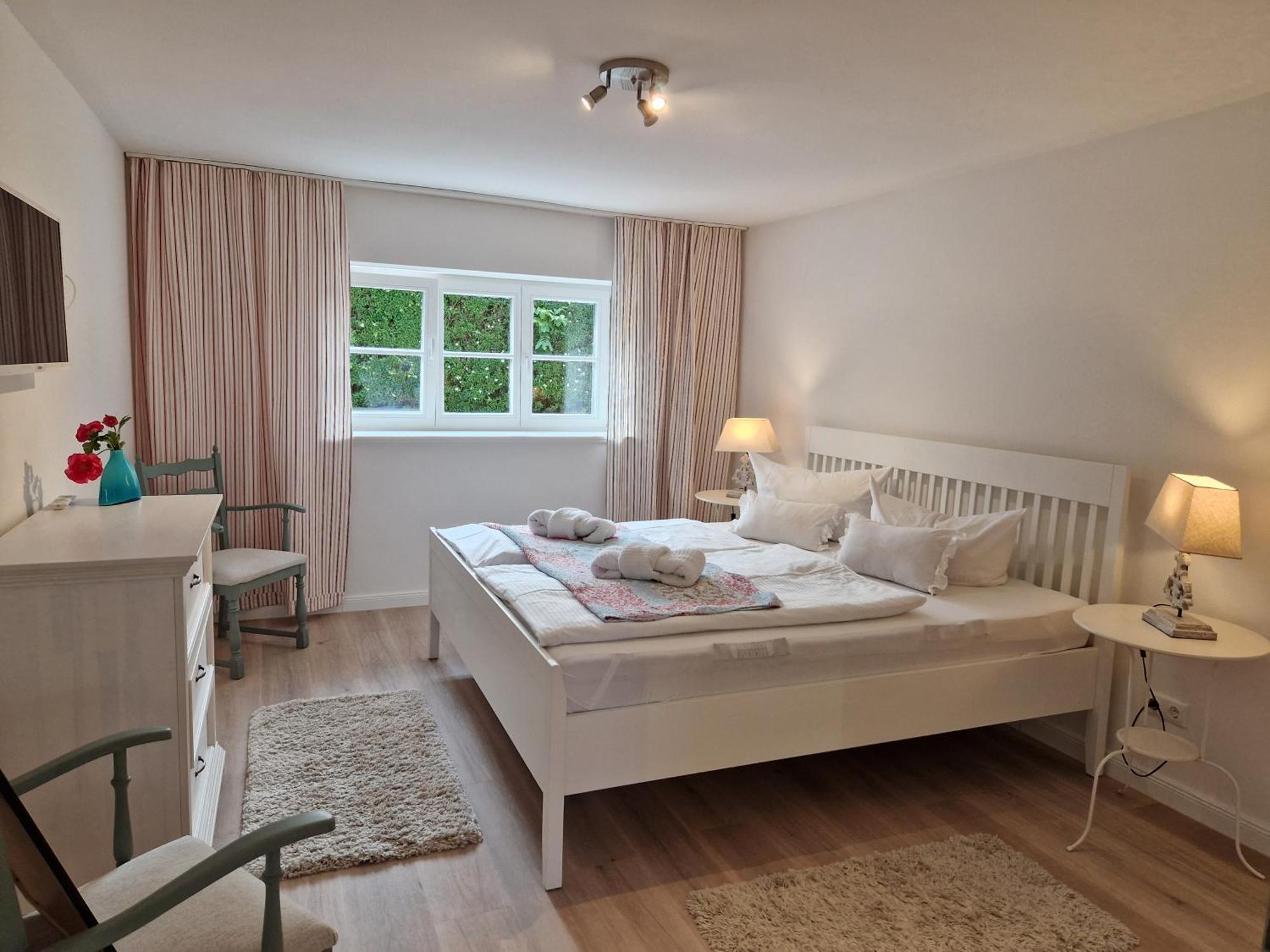 Ferienwohnung Duene Mit Kamin Und 2 Baedern In Boltenhagen ภายนอก รูปภาพ