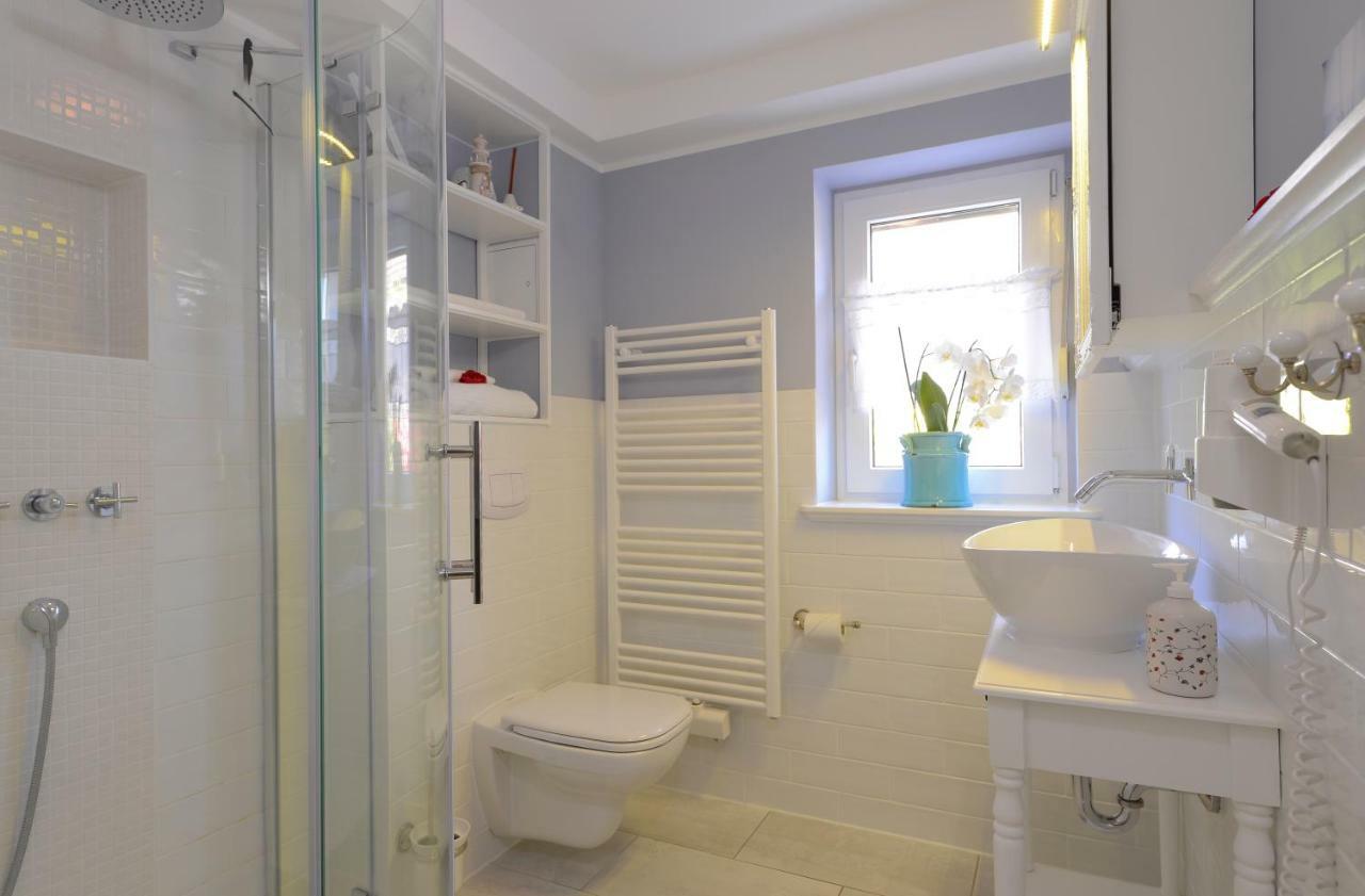 Ferienwohnung Duene Mit Kamin Und 2 Baedern In Boltenhagen ภายนอก รูปภาพ